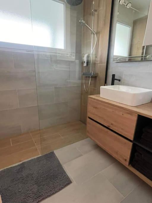 Chez Frederic - Gare De Metz A 2 Minutes A Pied - Appartement Entierement Equipe Exterior foto